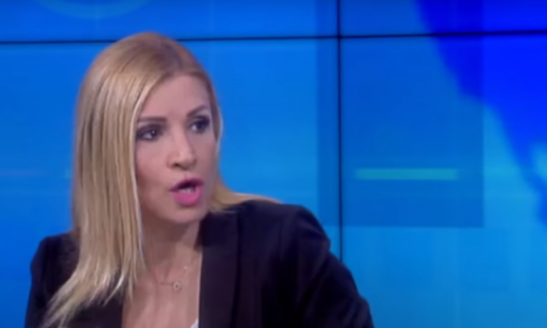 «Είναι μία ηλιθιότητα» – Γιατρός για μάσκες έξω και rapid test – ΧΑΜΟΣ στο στούντιο (ΒΙΝΤΕΟ)