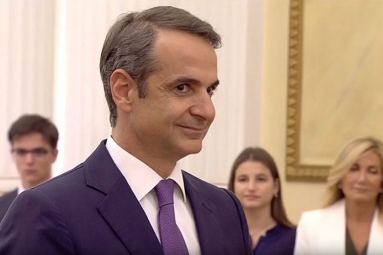 Η ΑΠΟΛΥΤΗ ΑΠΟΔΕΙΞΗ! “ΓΙΑΤΙ κύριε Μητσοτάκη ΔΕΝ ΕΙΣΤΕ ΣΕ ΚΑΡΑΝΤΙΝΑ ;;;