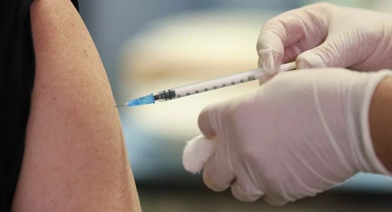 Έρευνα για τον θάνατο Βέλγου πέντε ημέρες μετά τη λήψη του εμβολίου της Pfizer