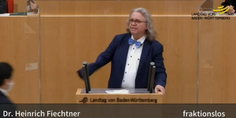 Γερμανός Βουλευτής Γιατρός: είναι ένα εμβόλιο φονιάς.Είναι φαρμακευτικό προϊόν που δεν έχει ούτε έκθεση τοξικολογίας.