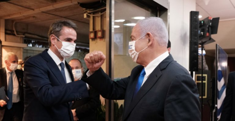 Ονόματα και αριθμούς όσων δεν έχουν κάνει το εμβόλιο. Νόμος στο Ισραήλ βάζει ιδέες στην Ευρώπη