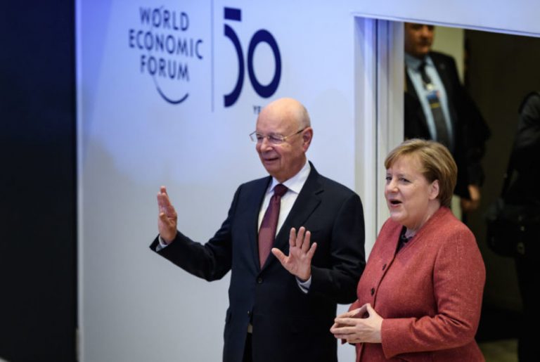 ΦΟΡΑΤΕ ΤΙΣ ΜΑΣΚΕΣ ΠΙΟ ΣΦΙΧΤΑ:  “ΕΥΧΑΡΙΣΤΟΥΜΕ ΤΗΝ ΚΙΝΑ ΚΑΙ ΤΗΝ ΛΥΣΗ ΤΟΥ ΠΡΟΒΛΗΜΑΤΟΣ ΤΟΥ ΑΟΡΑΤΟΥ”