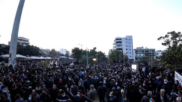 Οργανωμένη προβοκάτσια εναντίον διαδήλωσης πολιτών