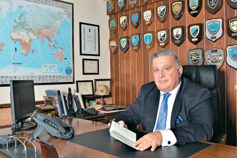 Θα είναι μεγάλο πλήγμα για τους Έλληνες ακύρωση της παρέλασης- Για τις πορείες όμως δεν τίθεται θέμα κορωνοϊού// Ναύαρχος Β.Πολίτης