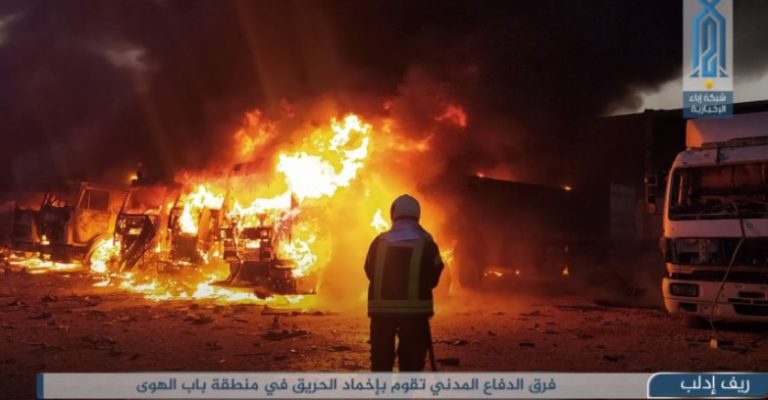Πύρινη κόλαση στα συροτουρκικά σύνορα.Ρώσικα μαχητικά βομβάρδισαν καμιόνια της HTS τ. αλ Νούσρα!
