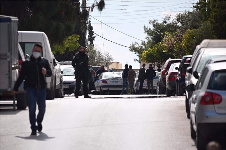 Σκότωσαν τον δημοσιογράφο Γιώργο Καραϊβάζ – Πώς στήθηκε η φονική ενέδρα
