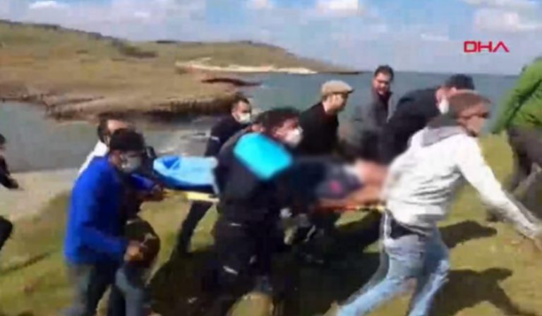 Τουρκικό στρατιωτικό αεροσκάφος έπεσε στη θάλασσα στα ανοιχτά της Σμύρνης