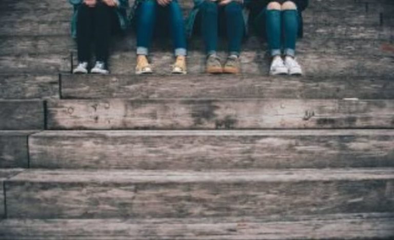 Διαλύσαμε τη Νεολαία! Ποιος θα πληρώσει τώρα το Κόστος;