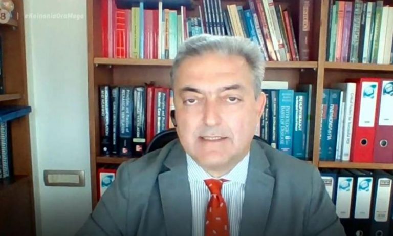 Κατάμουτρα: Όσοι δεν κάνουν εμβόλιο να πάνε σε ψυχολόγο, δεν είναι κακό να αλλάξει το DNA κάποιων! ΗΧΗΤΙΚΟ ντροπής