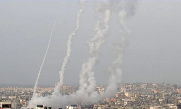 Ρουκέτες έπληξαν την Ιερουσαλήμ – Τρία παιδιά μεταξύ των εννέα Παλαιστινίων που έπεσαν νεκροί