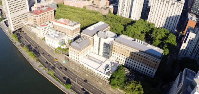 Α Π Ο Κ Λ Ε Ι Σ Τ Ι Κ Ο: Kαρδιολόγος Ανδρέας Γιαννουλόπουλος: “Οι εμβολι@σμένοι θα ευθύνονται για την φονική μετάλλαξη του ιού που έρχεται!!