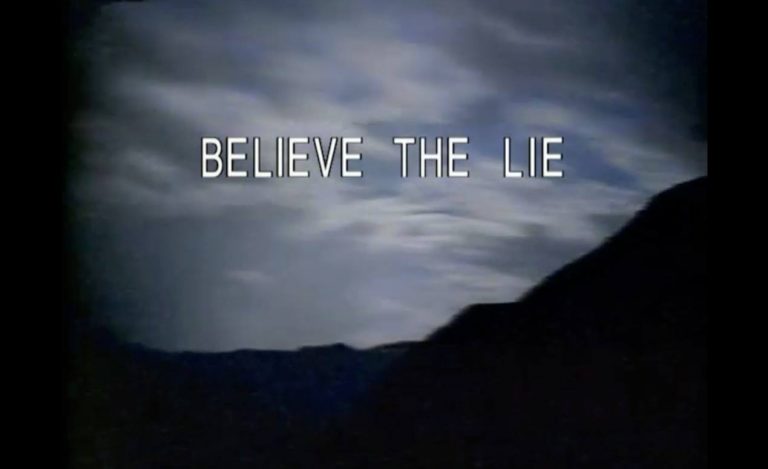 Aς ξεκαθαρίσουμε το τοπίο, RFID ενσωματωμένο σε ανθρώπινο κύτταρο, όπου εκπέμπει, μεταδίδει σήμα αναγνωρίσημο σε ηλεκτρονικές συσκευές ανίχνευσης…και είναι γραμμωτός κώδικας Barcoding