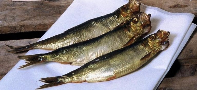 Προνόμια για τους εμβολιασμένους. Ρέγκα καπνιστή βαρελίσια ακαθάριστη από 3,40 μόνο 3,39. !