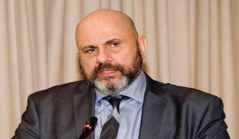 Καυστικός ο Κούβελας για τον εμβολιασμό των παιδιών: «Ζω για την ημέρα που…»