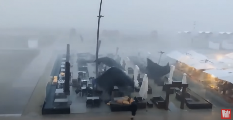 Ο Παράδεισος έπεσε με όλη την οργή του στην Ολλανδία! Η ισχυρότερη καταιγίδα του αιώνα!