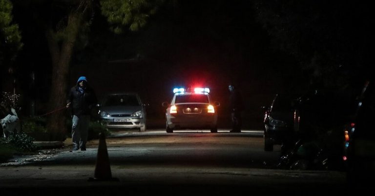 Μυστικοί αστυνομικοί μέσα σε σπίτια με κάμερες!!! Παντού «ρουφιάνοι», κράτος ανατολικού μπλοκ γίνεται η Ελλάδα,