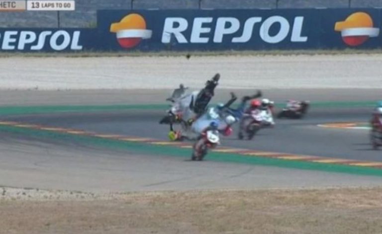 Σοκ: 14χρονος σκοτώθηκε σε αγώνες μοτοσυκλέτας