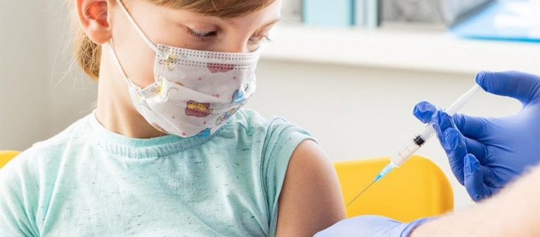 Πανελλήνια Παιδιατρική Εταιρεία: «Μην αναφέρετε τις παρενέργειες των mRNA εμβολίων και εμβολιάστε όλα τα παιδιά»!