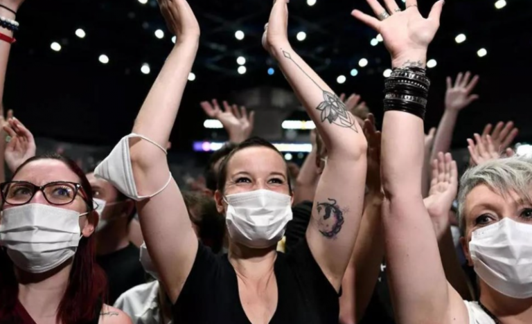 Δεν άντεξαν το είπαν! «Γίνεται ΠΕΙΡΑΜΑ με την 3η δόση»,