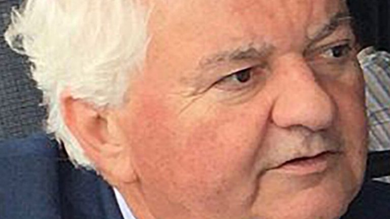 Ποιός το είπε για τους εμβολιασμένους πως δεν πεθαίνουν από κορωνοιό;; Πέθανε από covid19 γιατρός πλήρως εμβολιασμένος στην Καβάλα!!