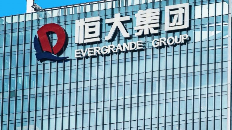 Evergrande: Έχασε και δεύτερη πληρωμή – Στον αέρα οι επενδυτές