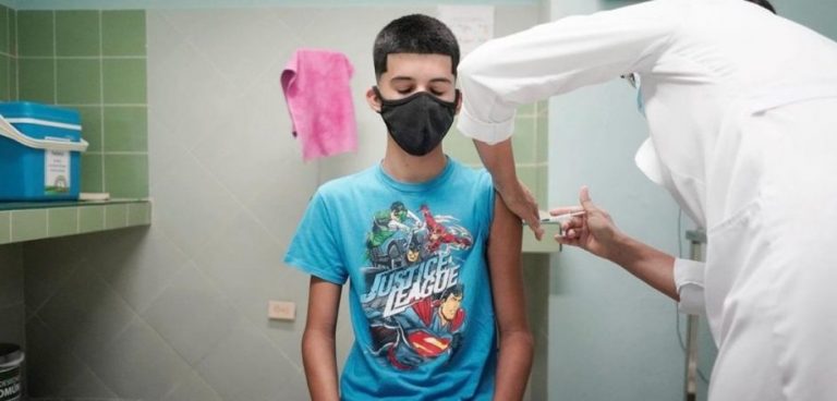 Δ.Γάκης: «Απίστευτο αυτό που συμβαίνει στα ΜΜΕ με τον εμβολιασμό παιδιών – Τα πράγματα έχουν αγριέψει»