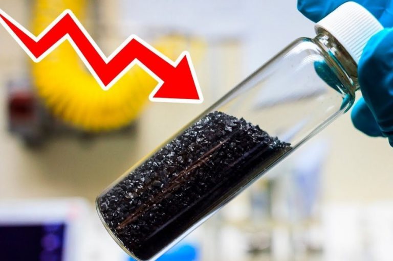 Λίγες ημέρες μετά τόν εμβολιασμόν: ανακοπή καρδίας ό άνδρας, αποβολή εμβρύου η γυναίκα τού…