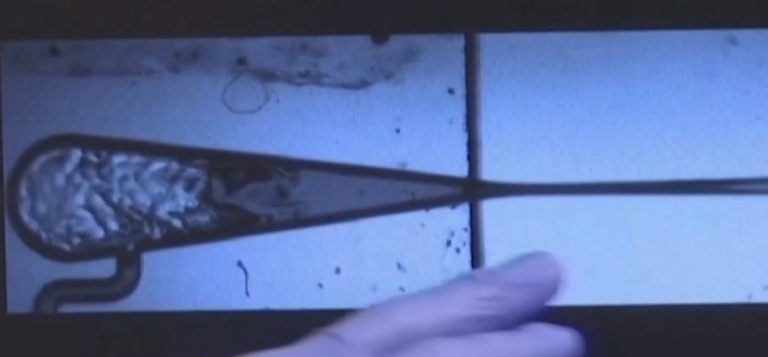 Το προχωράνε για το υπερεμβόλιο!!! ΚΑΤΑΡΓΟΥΝ την βελόνα