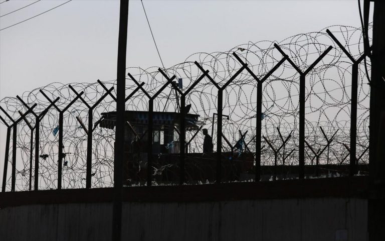 ΑΚΟΥΕΙ ΚΑΝΕΙΣ;;; Θα «χώσουν» τους ανεμβολίαστους σε φυλακές;;; «Είναι εχθροί του κοινωνικού συνόλου»,