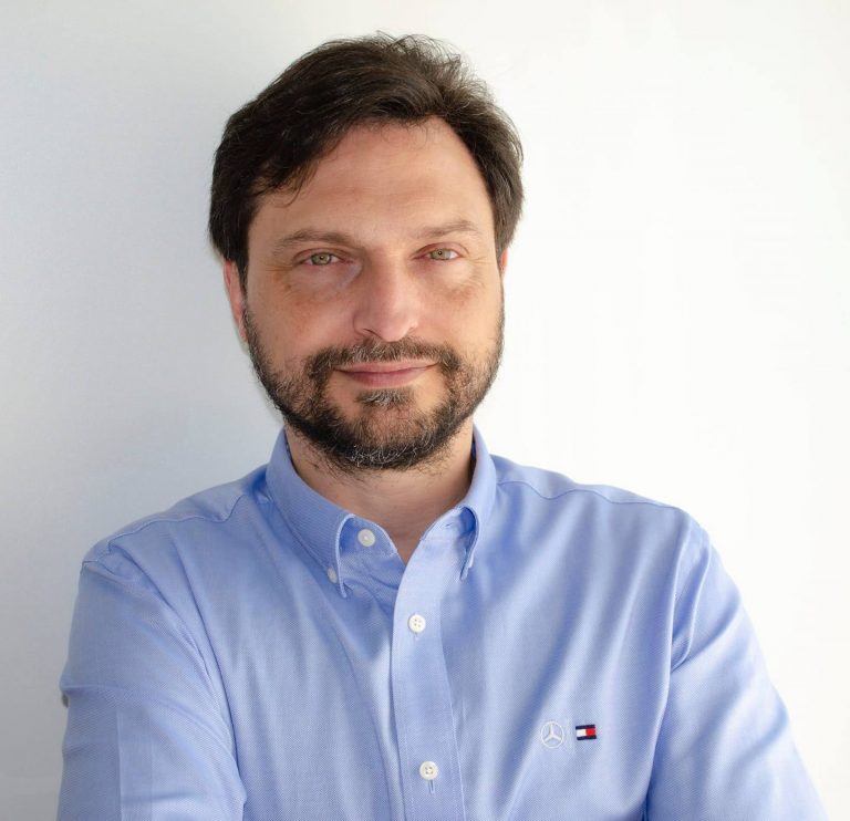 ΚΑΤΑΠΛΗΚΤΙΚΗ ΑΝΑΚΟΙΝΩΣΗ ΤΟΥ ΔΗΜΗΤΡΗ ΠΟΝΤΙΚΑ !! “Να πάτε στον αγύριστο, εσείς, τα κόμματα σας, το πολιτικό σας σκηνικό των τελευταίων 40 ετών και οι υποψήφιοι πολιτικάντηδες”