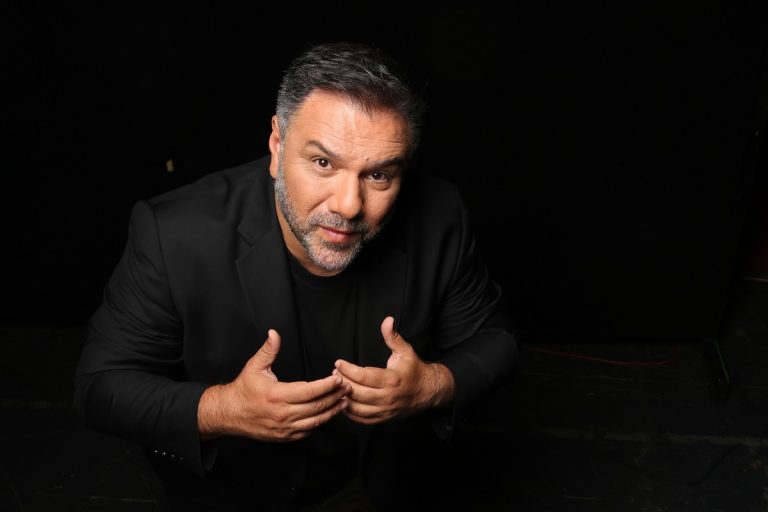 Με κορωνοϊό ο ΕΜΒΟΛΙΑΣΜΕΝΟΣ Γ. Αρναούτογλου: «Πέρασα δύσκολη νύχτα»