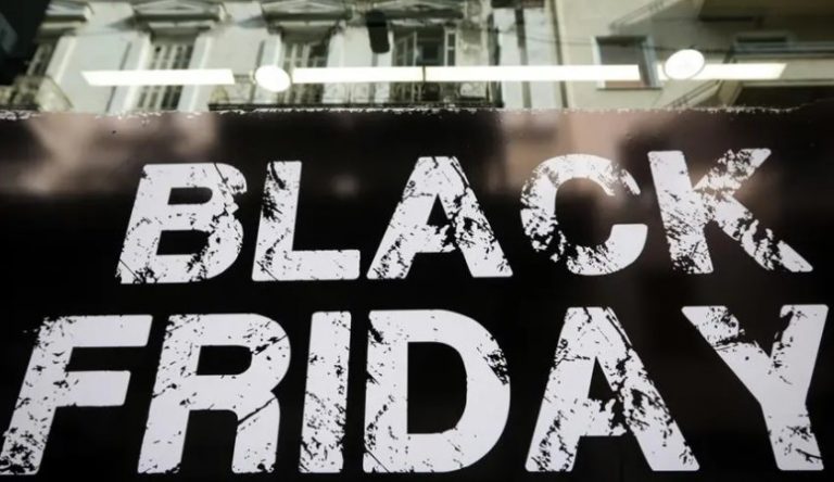 Βlack Friday για τη χώρα: Έβαλε εισιτήριο για λειτουργίες!Ιδιωτικοποίηση της Εκκλησίας.