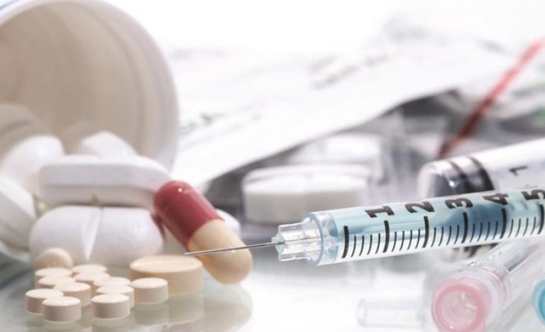 Χούμ!… Πρώτος μίλησα γιά blacebo… Τώρα θά σού μιλήσω (άν καί σού ξανά μίλησα) γιά τά φάρμακα που εισάγονται π.χ. στήν Ελλάδα… Καί όταν θά σέ κηρύξουν «κλέφτη» επειδή επιβιώνεις έξω από τίς μάνδρες «τούς»….