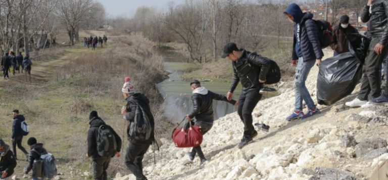 ΚΟΚΚΙΝΟΣ ΣΥΝΑΓΕΡΜΟΣ! ΟΛΑ ΕΤΟΙΜΑ ΓΙΑ ΤΟΥΡΚΙΚΗ ΕΙΣΒΟΛΗ ΣΤΟΝ ΕΒΡΟ – ΜΕΧΡΙ ΚΑΙ ΜΕ ΣΗΜΑΔΙΑ ΣΤΟΥΣ… ΒΡΑΧΟΥΣ