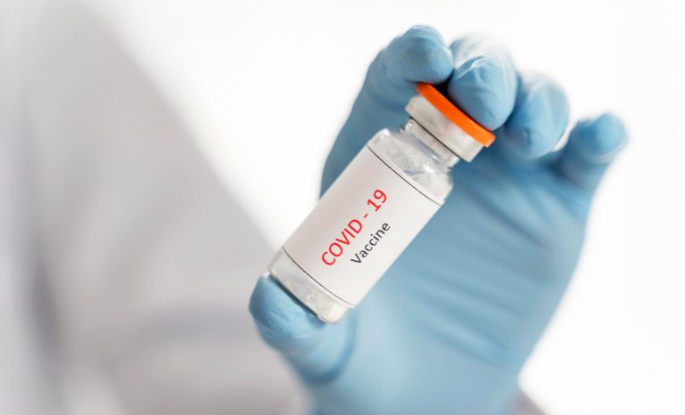 Πουλάς (Καθηγητής Βιοχημείας): Υπάρχει μεγάλος αριθμός αναφορών για θανάτους αθλητών μετά τα εμβόλια αντι-covid!