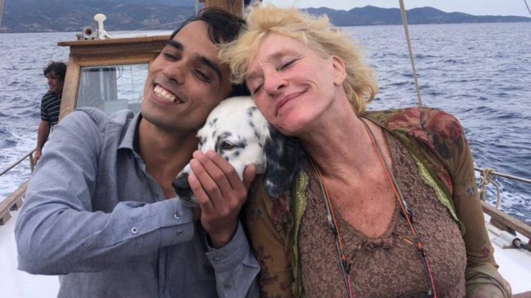 ΚΑΤΑ ΜΑΝΑ… ΚΙ Η ΑΝΘΡΩΠΙΣΤΡΙΑ ΕΓΚΥΡΗ ΔΗΜΟΣΙΟΓΡΑΦΟΣ (αποκαλύπτει ο ΑΚΥΡΟΣ ΔΗΜΟΣΙΟΓΡΑΦΟΣ)