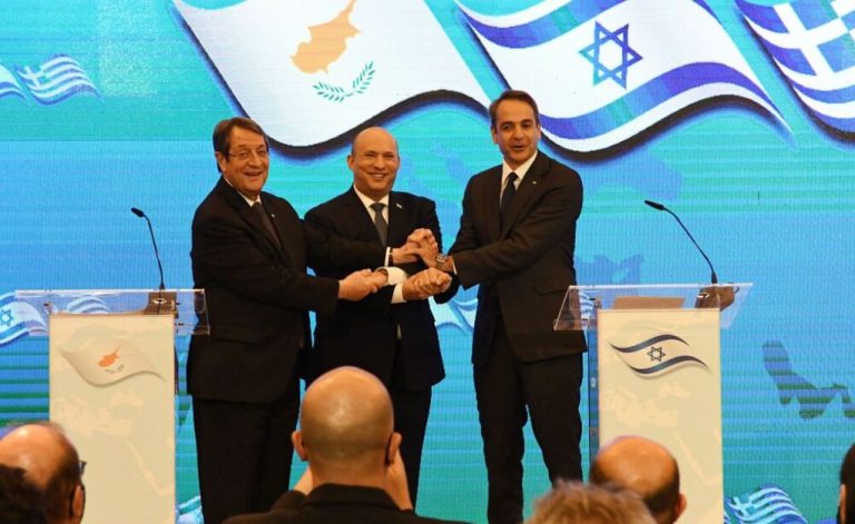 Ελλάδα Κύπρος νομιμοποιούν τις απρόκλητες Ισραηλινές επιδρομές κατά αναγνωρισμένου κυρίαρχου κράτους;Ποιά η αξιοπιστία όταν καταγγέλεις επιθετικότητα Τουρκίας και νομιμοποιείς επιθετικότητα Ισραήλ;