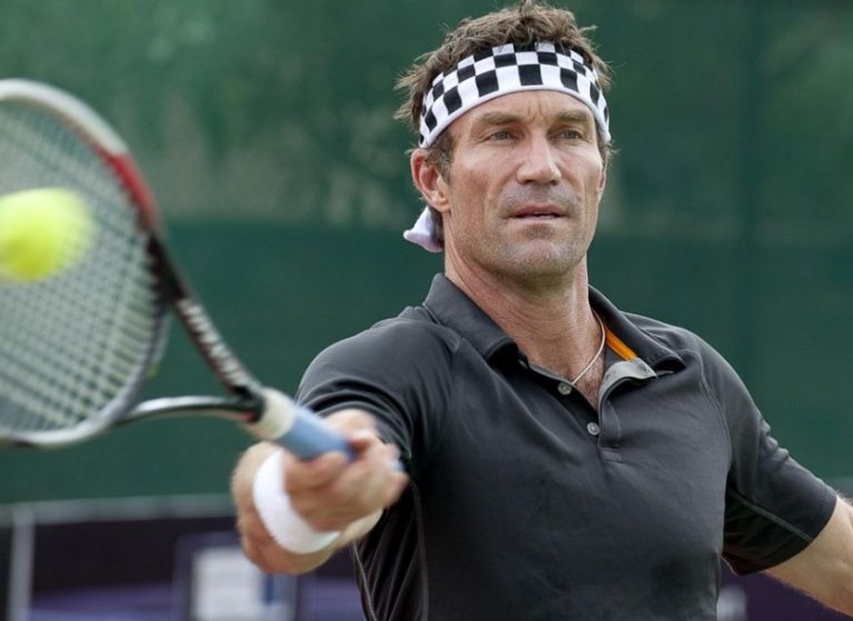 Ισχυρισμοί ΣΟΚ για μεγάλα ΜΜΕ και τον COVID!!! «ΤΡΙΖΕΙ» όλος ο πλανήτης, δείτε τι δήλωσε πρώην πρωταθλητής του τένις!