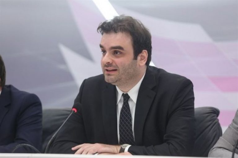 Νέες ψηφιακές ταυτότητες: έλεγχος μέχρι και στα παιδιά!