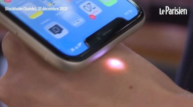 Στη Σουηδία οι υπάλληλοι μιας εταιρίας είναι οι πρώτοι που τσιπαρίστηκαν με υποδόριο εμφύτευμα πιστοποιητικό εμβολιασμού μέσω μικροτσίπ