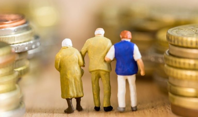 “Βόμβα” από τον ΟΟΣΑ για την Ελλάδα: Προτείνει αύξηση ηλικιακού ορίου για συνταξιοδότηση