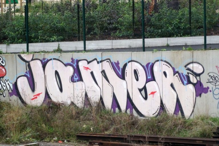 Και αν το “Μπολι” εν μεσω υβριδικου πολεμου ειναι πολλα περισσοτερα ;;;!!