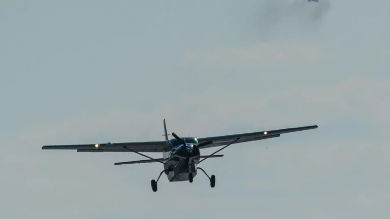 Αεροπλάνο με 12 επιβαίνοντες συνετρίβη στον Ινδικό Ωκεανό – Εξαφανίστηκε από τα ραντάρ