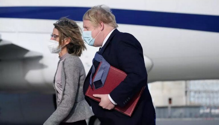 Μπόρις Τζόνσον: Ετοιμαζόμαστε για τον μεγαλύτερο πόλεμο στην Ευρώπη από το 1945