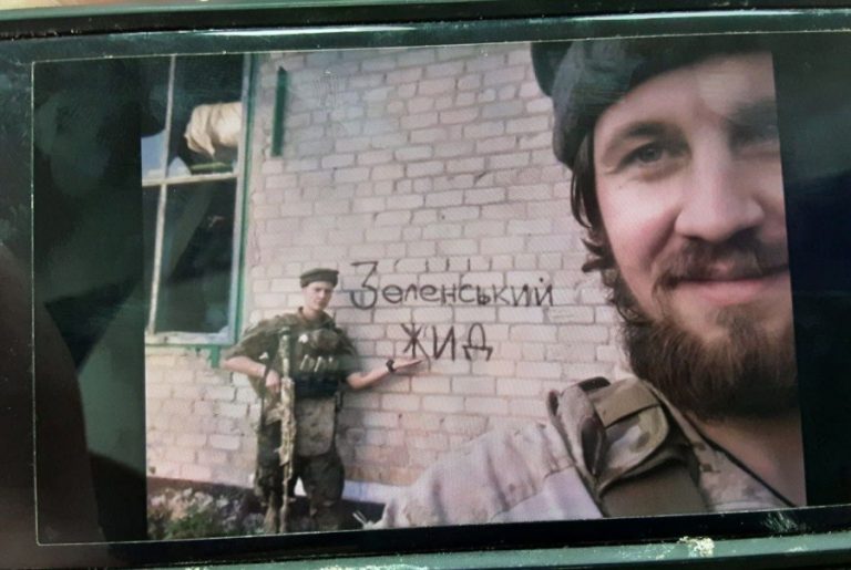 DPR: άρχισε η απελευθέρωση της Μαριούπολης! Το Τάγμα Αζόφ με 10.000 νάρκες έχει παγιδεύσει πολυκατοικίες στο κέντρο της Μαριούπολης. Τρομοκράτες κρατούν ομήρους μια ολόκληρη πόλη!