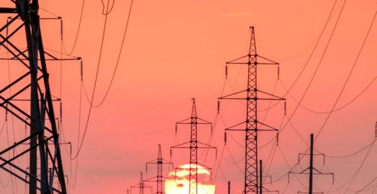 Προειδοποίηση-σοκ: «Ρεύμα και θέρμανση μόνο για λίγες εβδομάδες χωρίς την ενέργεια από τη Ρωσία»