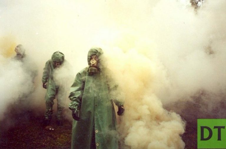 Υπ. Άμυνας Ρωσίας: προβοκάτσια-χημική επίθεση ετοιμάζει ο ουκρανικός στρατός.Θα ρίξει 80 τόνους αμμωνίας κοντά στο Χάρκοβο για να κατηγορήσει για χημικά τη Ρωσία!