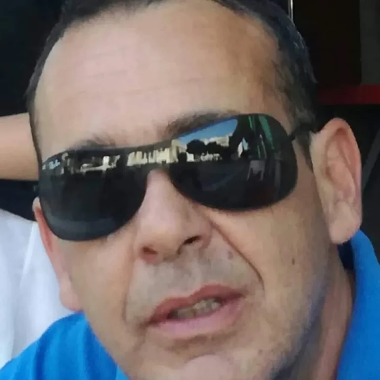 ΠΑΕΙ ΚΑΙ Ο 52ΧΡΟΝΟΣ ΝΙΚΟΣ ΔΕΛΗΣΤΑΘΗΣ ΑΠΟ ΤΟΝ ΒΟΛΟ! ΑΙΦΝΙΔΙΟΣ ΘΑΝΑΤΟΣ ΚΑΙ ΟΥΤΕ ΛΕΞΗ ΑΠΟ ΤΑ ΜΜΕ ΓΙΑ ΤΗΝ ΥΠΟΧΡΕΩΤΙΚΗ ΚΡΑΤΙΚΗ ΓΕΝΟΚΤΟΝΙΑ ΤΩΝ ΕΛΛΗΝΩΝ ΑΠΟ ΤΙΣ ΕΝΕΣΕΙΣ ΜΕ ΤΑ ΟΦΕΛΗ!!!