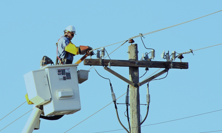 Γ. Αδαμίδης: Τα απόνερα του πολέμου δεν τα είδαμε ακόμη // Θα υπάρξει έλλειψη ενέργειας… αναπόφευκτες οι διακοπές ρεύματος σε όλη την Ελλάδα