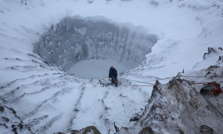 “Ραδιενεργή” Αρκτική! Η απόψυξη του μόνιμου παγετού απελευθερώνει το καρκινογόνο αέριο ραδόνιο